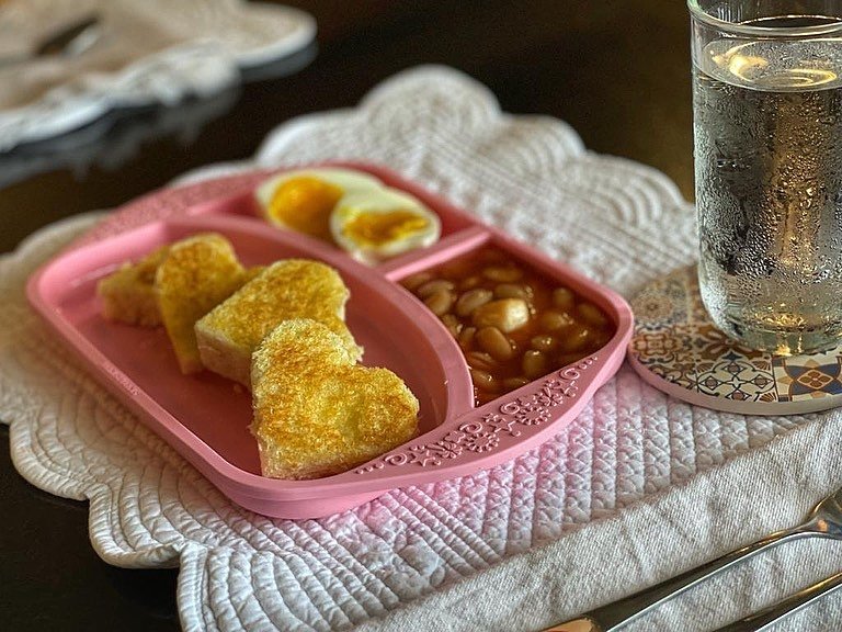 CERTIFIEDJUDIN2's tweet photo. Reposted from @officialjuday Sobrang happy ko everytime Luna gets her serving of veggies, morning pa lang. Did you know that beans are veggies? Yup, gulay po siya! That's why nakasanayan ko na to #AddHuntsPorkandBeans to make sure her breakfasts are healthier! Try niyo rin! https://t.co/6KNjD2fBOP