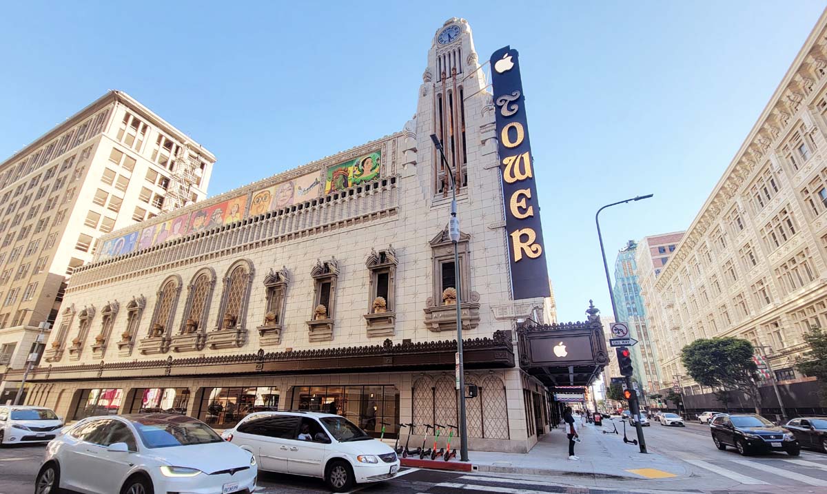 A full tour inside <a href="/Apple/">Apple</a> Tower Theatre in #DTLA (the "rumor" turned out to be true ;-)  brighamyen.com/2021/06/24/loo…
