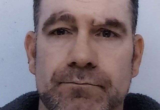 Kent_Online's tweet photo. A man from Herne Bay was reported missing just after midnight and police have now found a body during their search https://t.co/YbjnTO8AKE https://t.co/8UiFeAmS7I