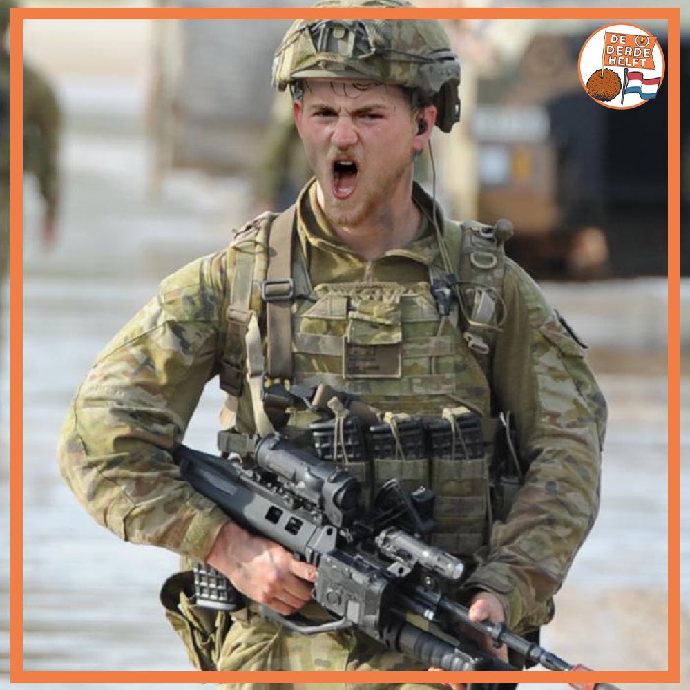 Wat als onze internationals van <a href="/OnsOranje/">OnsOranje</a> géén voetballer waren geworden?

Matthijs de Ligt: marinier