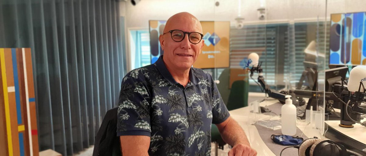 Parken010's tweet image. Rotterdamse bomendokter (en groenepluim winnaar) @RonaldLoch op @NPORadio1 in #spraakmakers over 't belang van groen in steden, beluister 't hier:
nporadio1.nl/fragmenten/spr…