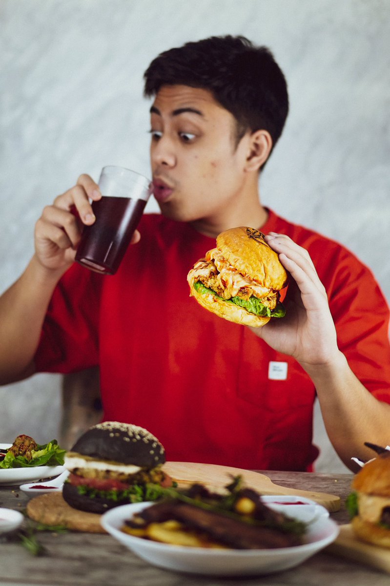 2080Burger's tweet photo. It’s your lucky day! 🍔🍟🥤
#2080burger #weekendburger #smokeyburgerday 
#2080BurgerBintaro  #2080BurgerJkt #2080BurgerJakarta #2080BurgerCanggu #2080BurgerKemang #2080BurgerUluwatu #2080Burger https://t.co/P1kV2btwEJ
