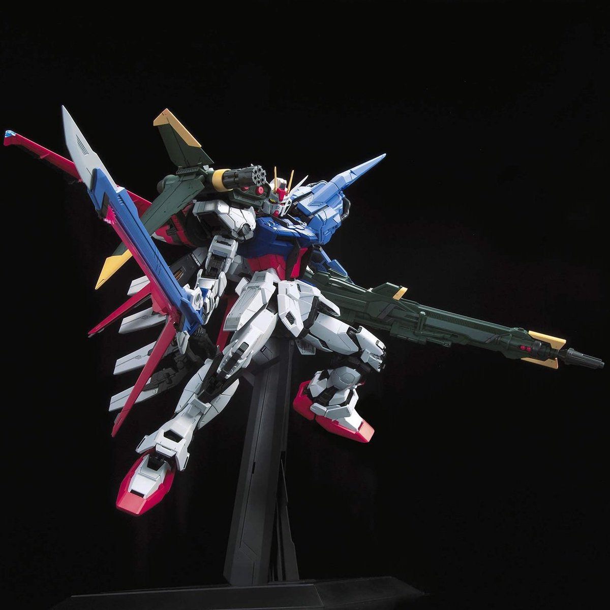 永遠の蒼 パーフェクトストライク エール ソード ランチャー 追加バッテリー パーフェクトストライクフリーダム ストライクフリーダムにエール ソード ランチャーの機能追加 もちろんドラグーンも使える マキシマムパーフェクトストライク エール