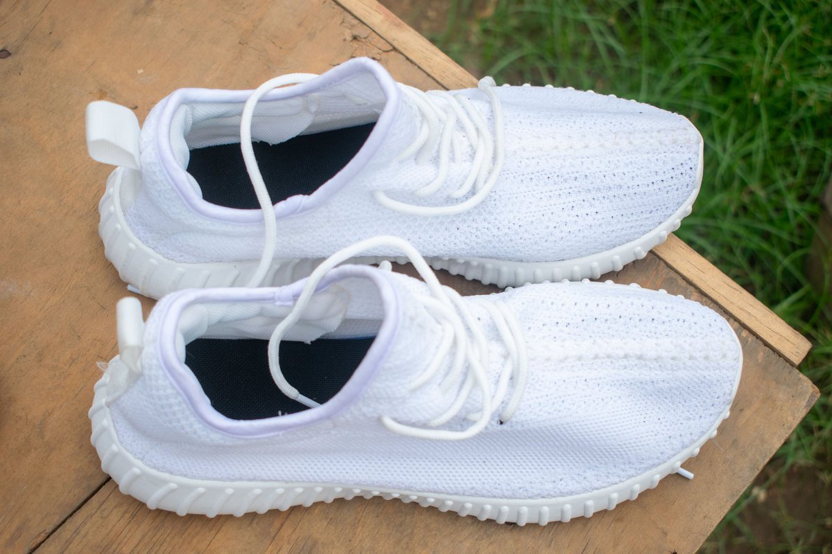 imarakicks's tweet photo. Size 9 @800kshs https://t.co/hM52BB7C1Q