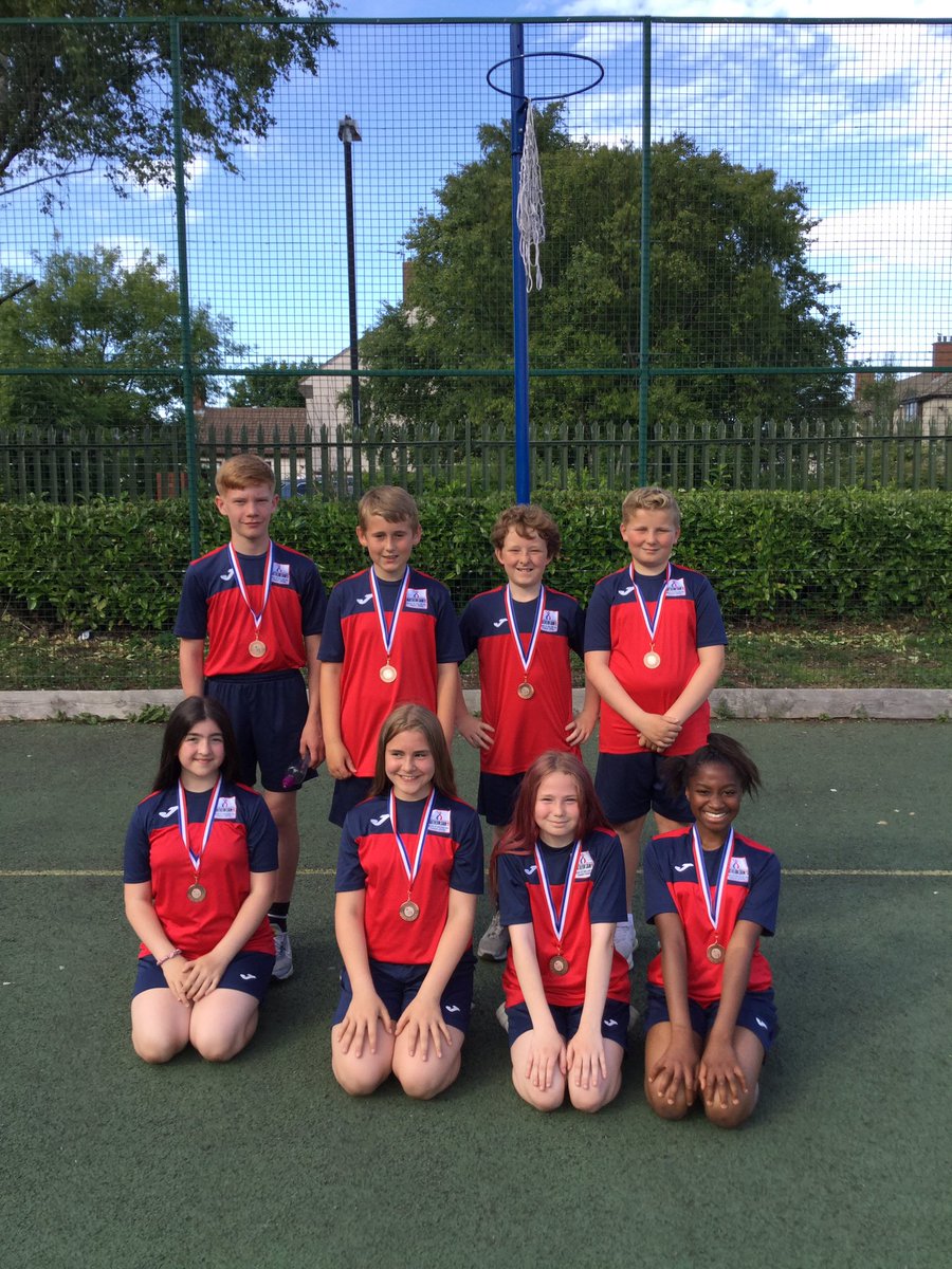 pe_nsp's tweet photo. Well done to our Year 6 Netball team. We are very proud of you all. #sunderlandschoolgames #bronzemedalists https://t.co/71vbok8KrP