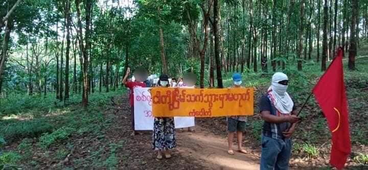 wintssnaing's tweet photo. The regular evening strike against military coup in KanBauk area,
#Ye_Byue Tsp,#Thaninthayi Division on June25.

#June25Coup #WhatsHappeningInMyanmar https://t.co/dpBJlLXTKY