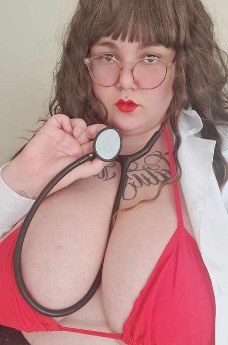Good morning, your doc is waiting for you in the office 😈  Bom diaaaaa, sua m&eacute;dica t&aacute; esperando pra te<a href="/tag/mvsales"class="tags"><span>#mvsales</span></a>