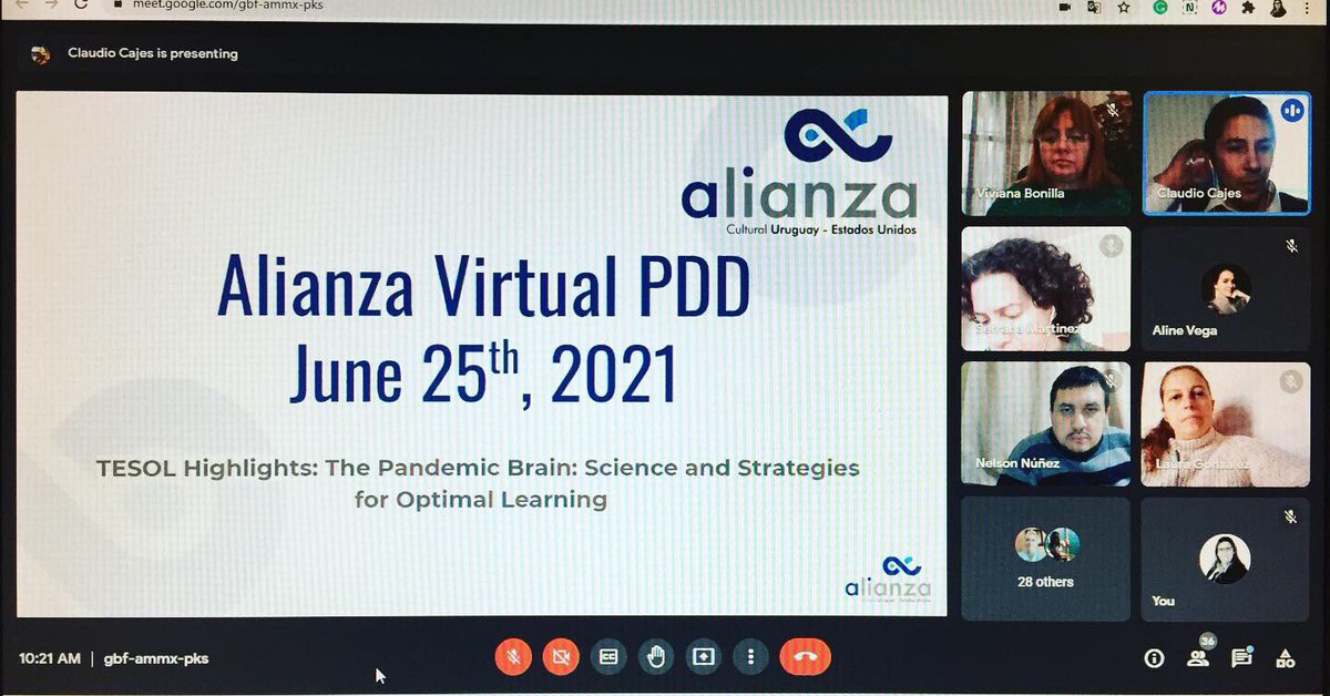 MerniesV's tweet photo. Thank you Claudio Cajes for sharing this presentation with us! #ProfessionalDevelopmentDay @alianzaeduuy #AlianzaColonia https://t.co/uocasaN94u