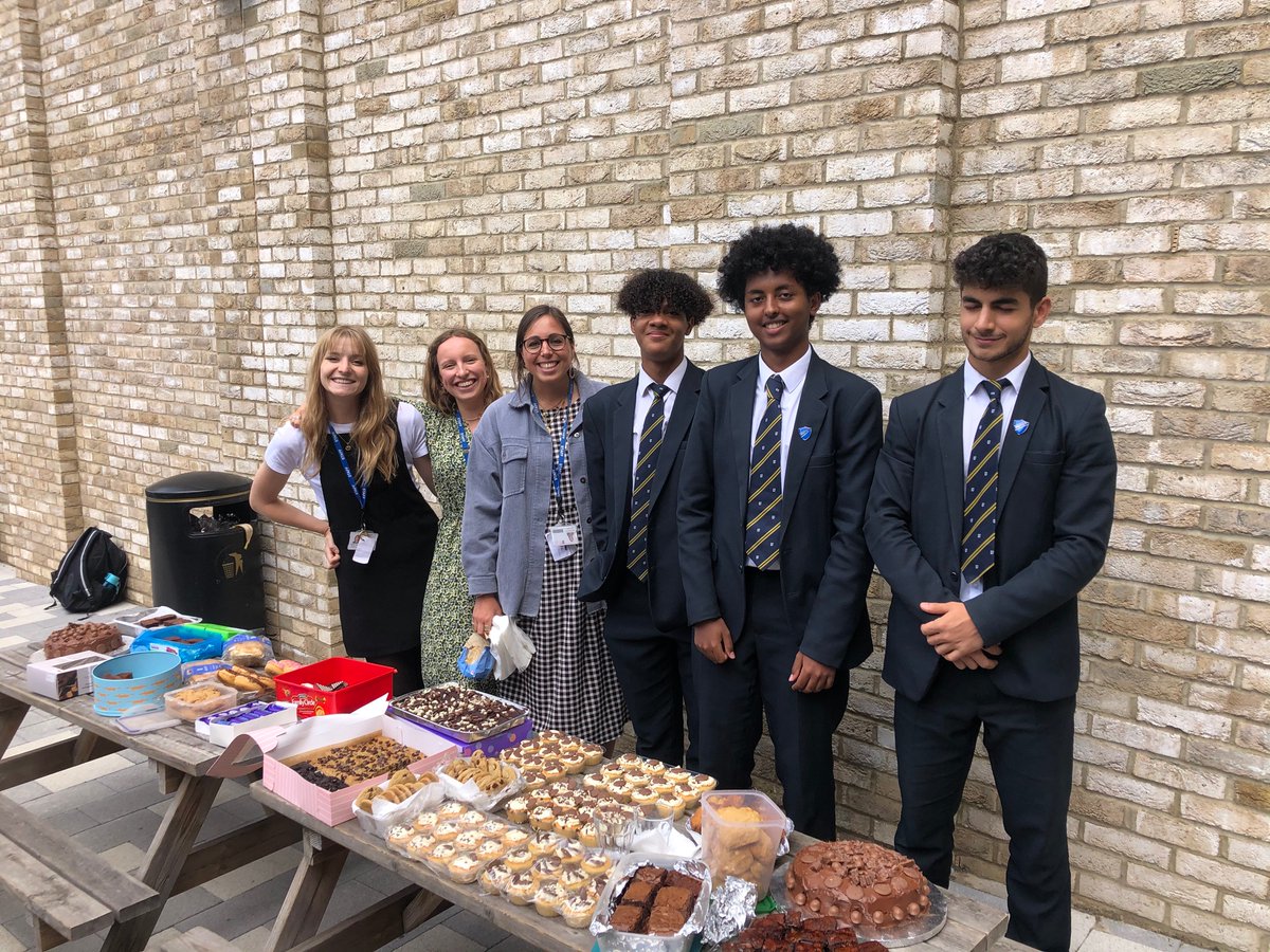 Miss Embiricos tweet media