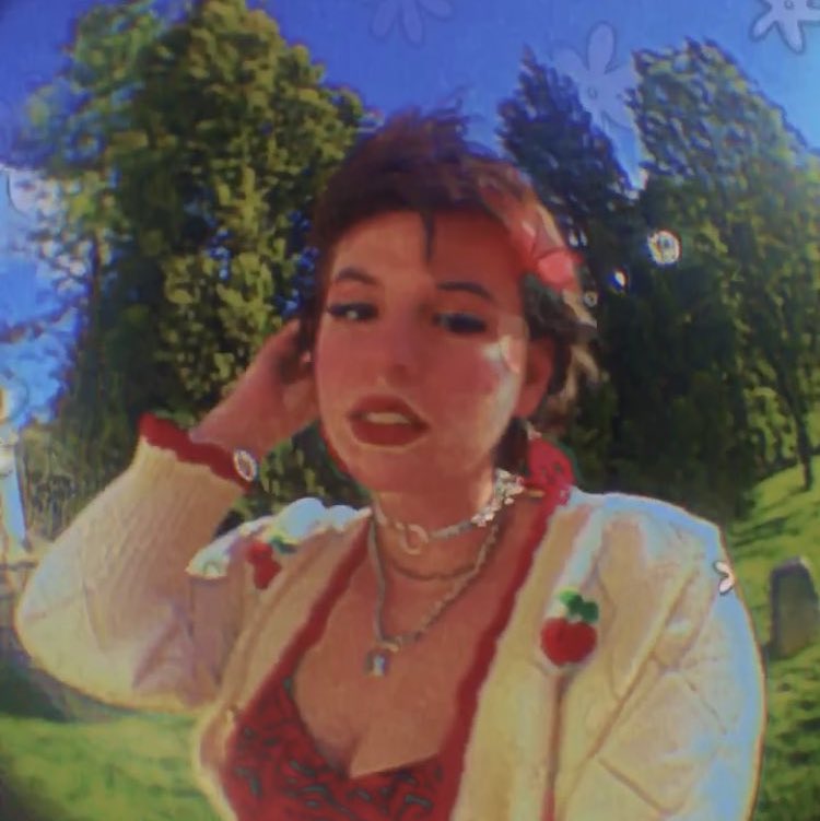 familyguyluvr74's tweet photo. meowwwwwowowow 

#mcytmodselfieday 

i mod for rlly cool ppl :p https://t.co/CbjICo6Dk8