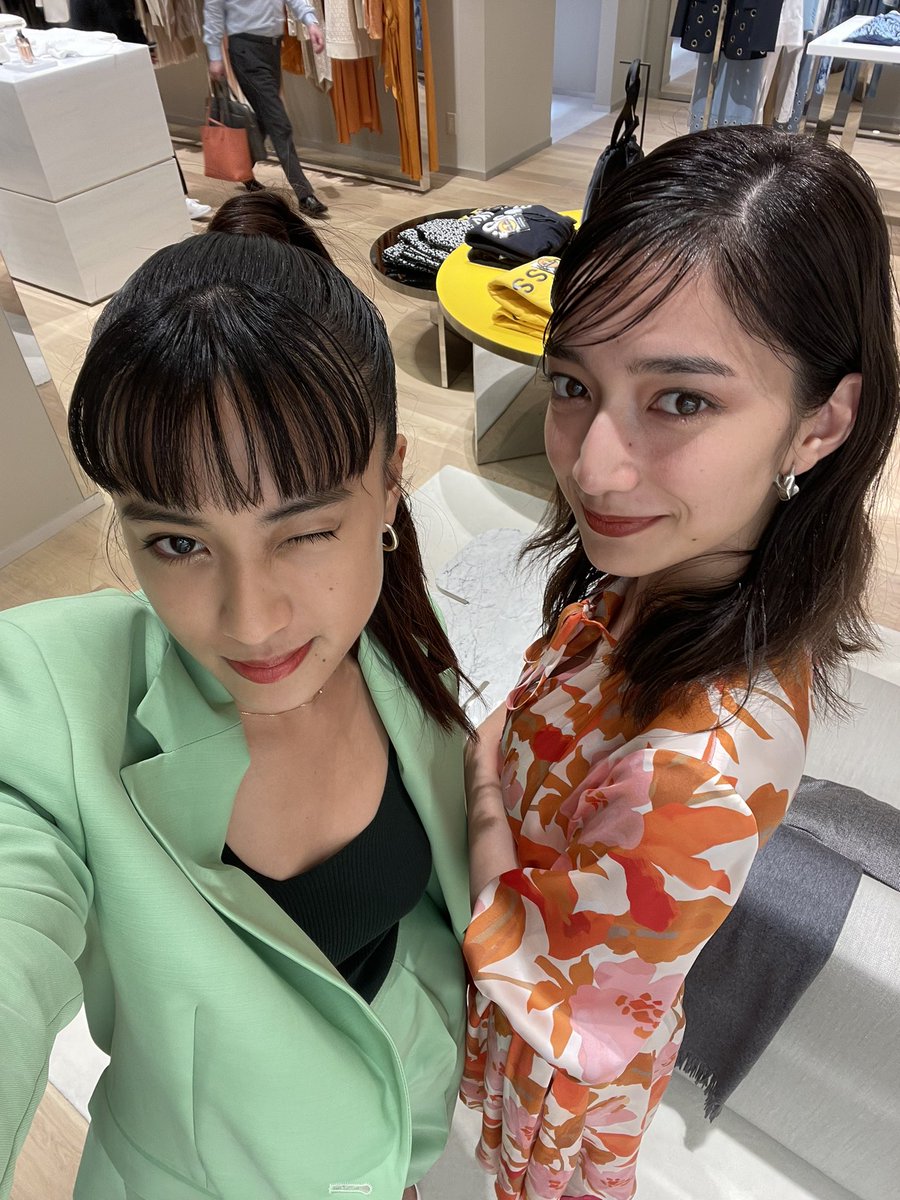 kurumi_0125_'s tweet image. Boss Store 銀座😃with @ManaTakase0 

#thisisboss