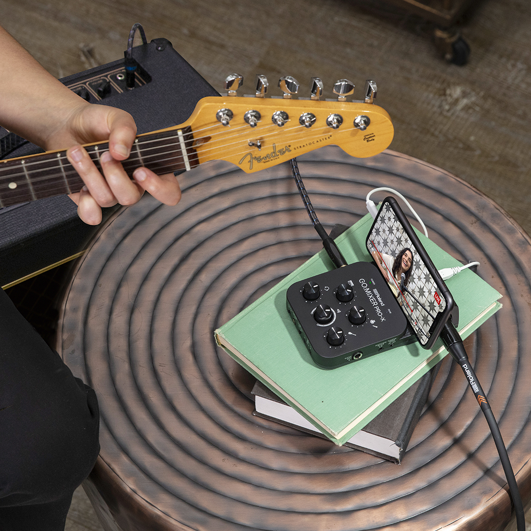 RolandGlobal's tweet photo. Your sound matters. From livestreaming a gig to recording a podcast, don’t let poor sound quality hold you back. Level up to clear audio with GO:MIXER PRO-X. Plug into your smartphone and mix high-quality audio on the go. Learn more: https://t.co/cF3k78yDmo 

🎶 @TheGooms https://t.co/47OLBQVRnZ