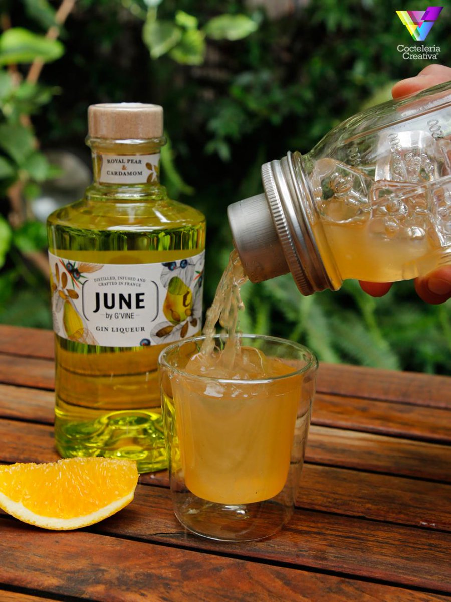 CreativeBar's tweet photo. June Pera y Cardamomo se dirige a un consumidor que busca calidad y bebidas con sabor, que no contengan aditivos ni colorantes, y sin gluten https://t.co/TTvqthKxj6 #June #JuneGinLiqueur #foreverinsummer #JuneGin #ICONSpirits #JuneRoyalPear🍐 https://t.co/UtyaI3ownL