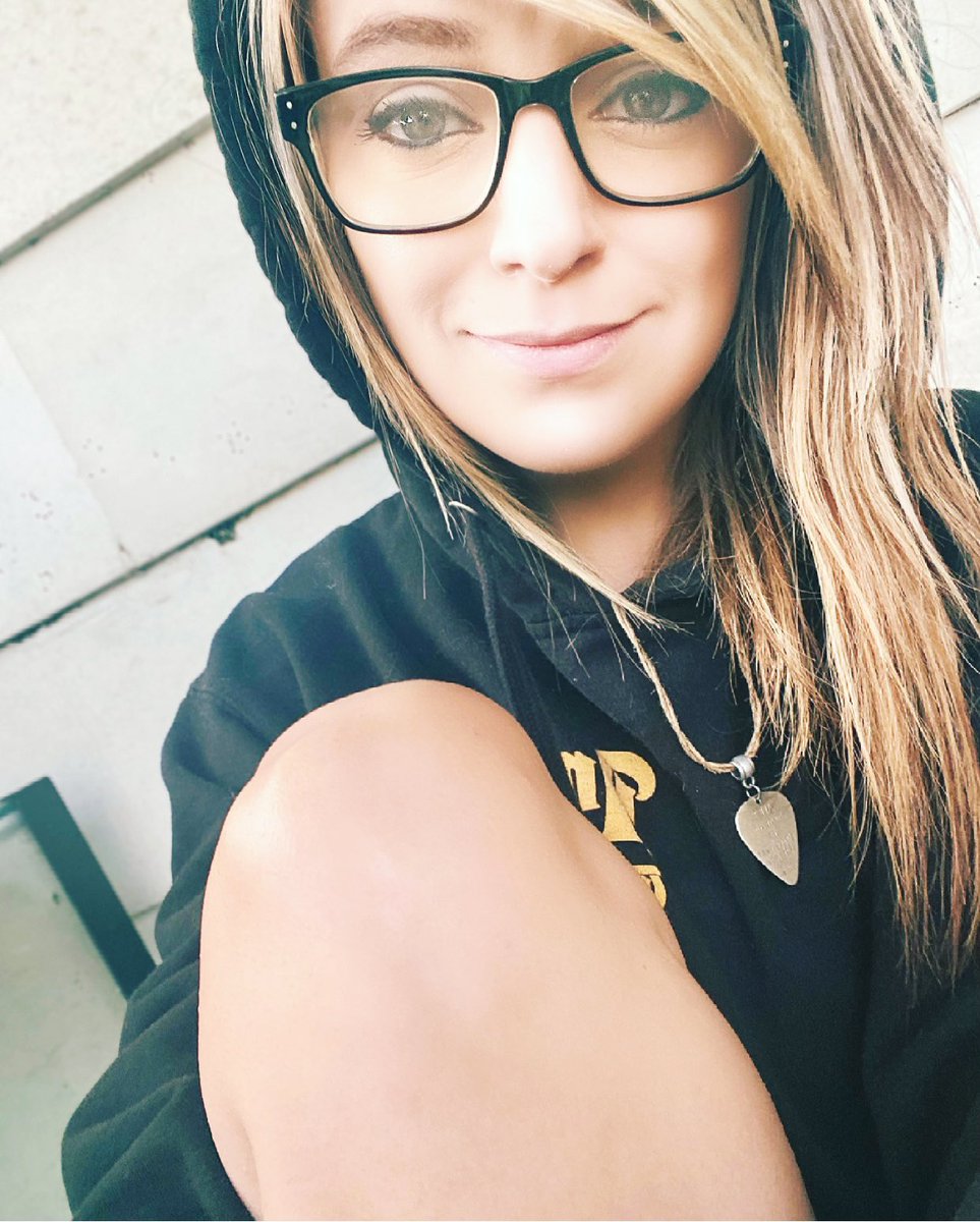 Fitheach17's tweet image. You are no friend. You are no foe. You're just another name I should have never known.