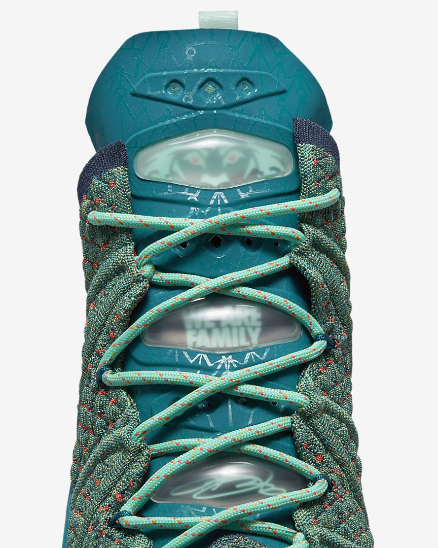 SOLELINKS tweet media