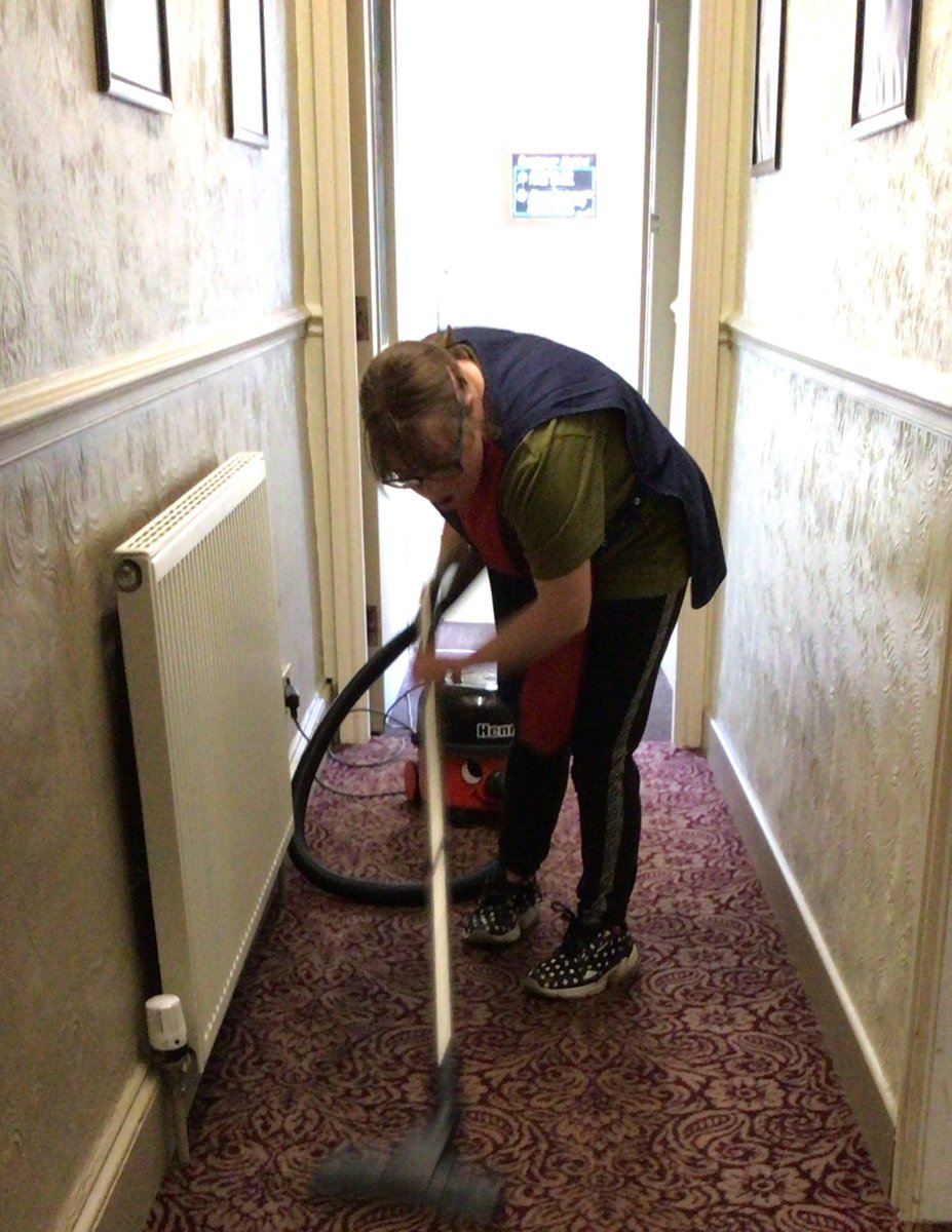 ValleyCollege1's tweet photo. One of our Valley College learners has worked exceptionally this week in practising her road crossing skills whilst on the way to her work placement.  #lifeskills @SeaViewTrust https://t.co/Zbkta8CVys