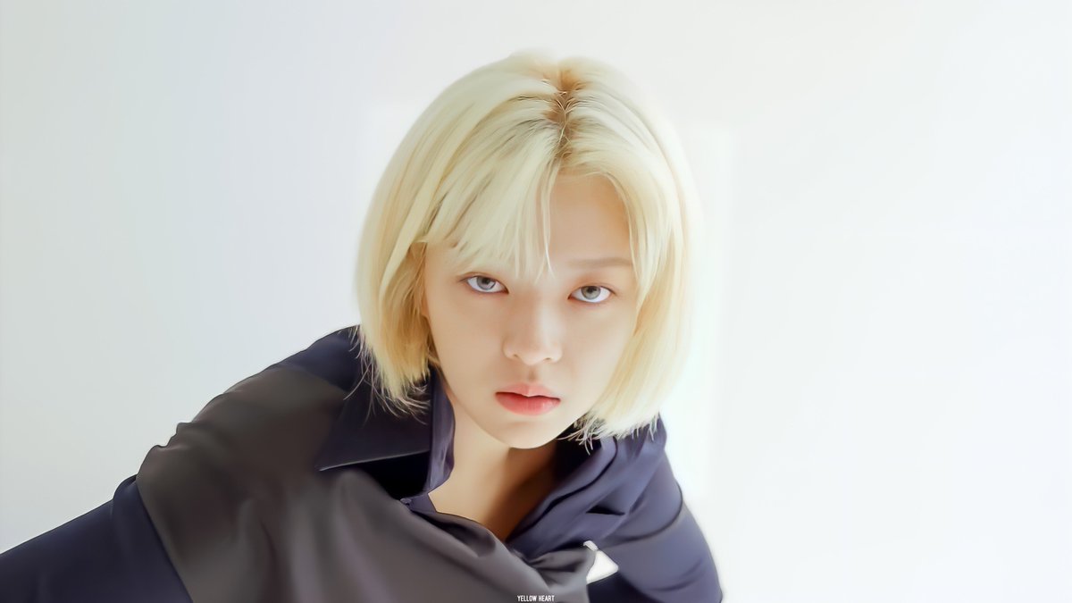 9596x2's tweet photo. #TWICE #트와이스 #JEONGYEON #정연 @JYPETWICE https://t.co/As1rzwsdqM