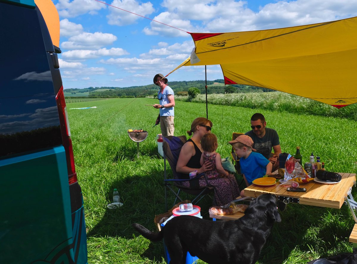 Ridgeway Adventures (@ridgewayadv) on Twitter photo Just 7 days until we open doors on our campsite! With spacious pitches and beautiful views, Ridgeway View Campsite is seconds from the Ridgeway for walks, minutes from the Thames for boat trips, with stunning views of the Chilterns. Book bit.ly/3db80dO Just 7 days until we open doors on our campsite! With spacious pitches and beautiful views, Ridgeway View Campsite is seconds from the Ridgeway for walks, minutes from the Thames for boat trips, with stunning views of the Chilterns. Book bit.ly/3db80dO