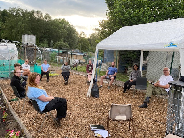 🐝BEE FRIENDLY PONTYPRIDD 🐝
Thanks to all that attended the meeting at Meadow street community. Some great ideas shared and exciting things to come. 
<a href="/FOEPontypridd/">Friends of the Earth Pontypridd</a> <a href="/FriendsOfYWMP/">Friends of Ynysangharad War Memorial Park - Hiatus</a> <a href="/GraigwenWoods/">Friends of Graigwen Woods</a>