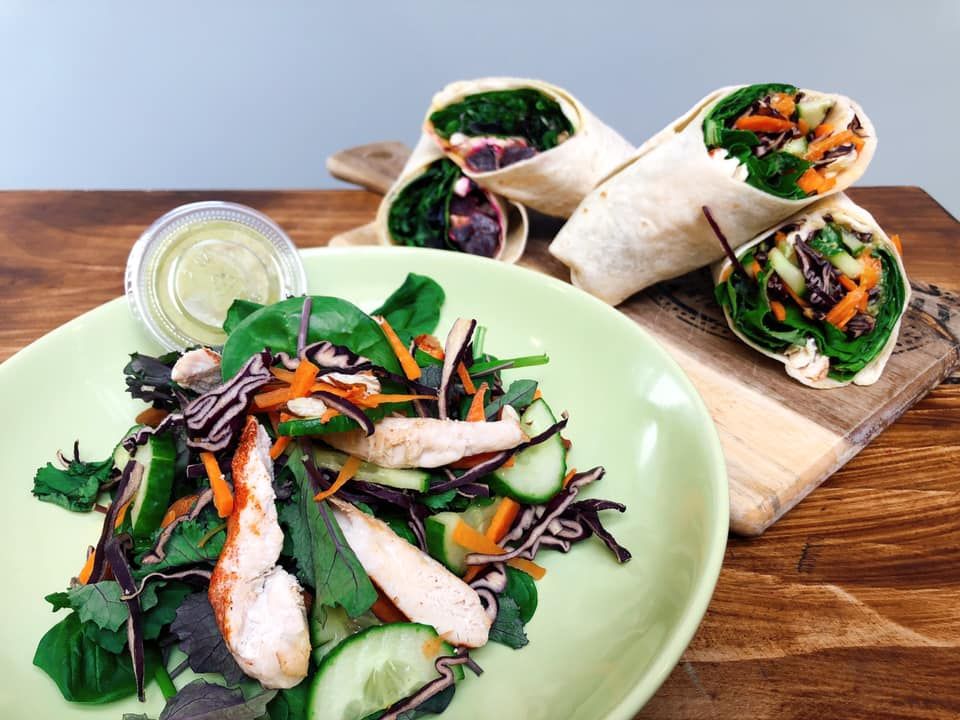 Fuel up this Friday with our delicious salads and wraps 🥗 🌯