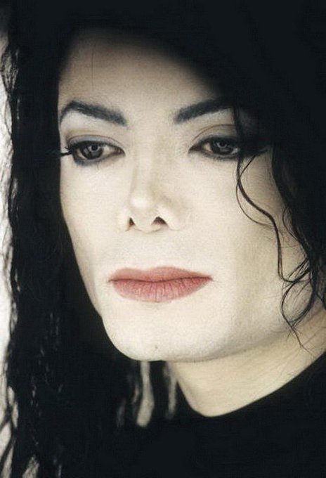 1 pic. #MichaelJackson
 
  I save your pictures.
  I save your music.
  I save your quotes.
  Because