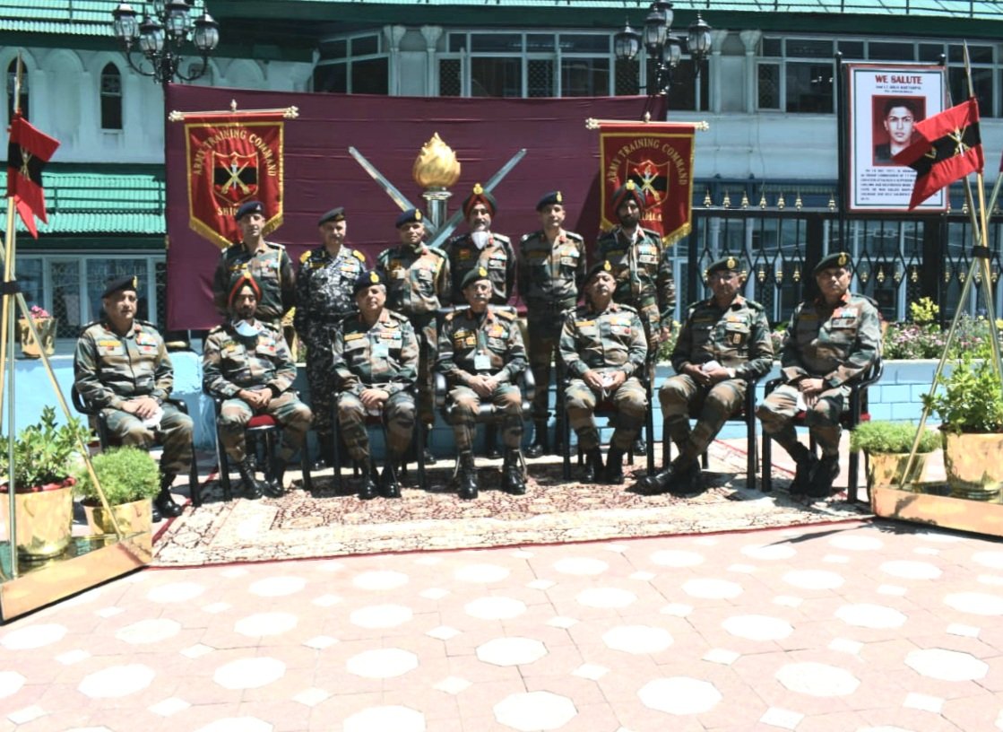 General MM Naravane, #COAS arrived at Headquarters Army Training ...