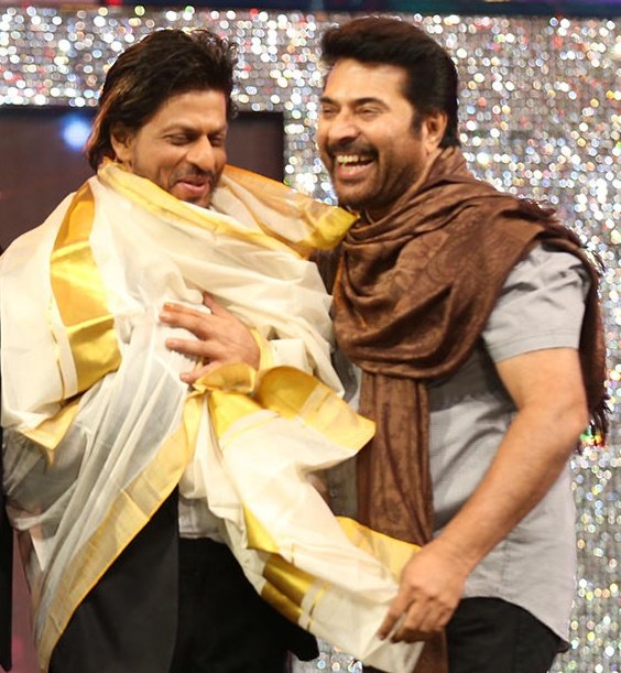 JafarJK369's tweet photo. Celebrating 29 Years Of SRK ♡︎

- 29 Years Of Love
- 29 Years Of Inspiration
- 29 Years Of Hardwork
- 29 Years Of Struggle 

#29GoldenYearsOfSRK  💕

#29YearsOfKingOfBollywood 
#ShahRukhKhan | @iamsrk 

#BheeshmaParvam #Mammootty https://t.co/hBFqe8Zxcv