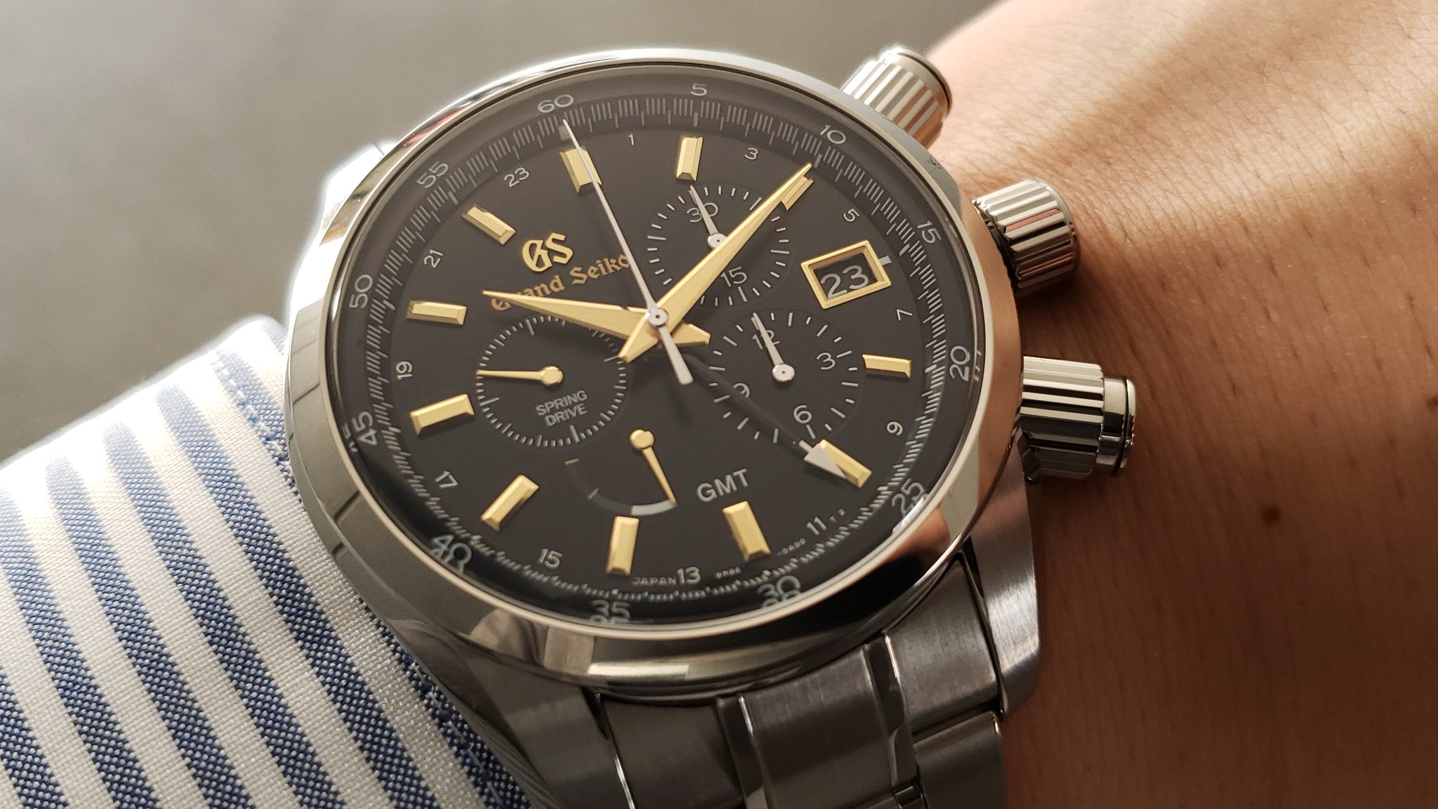 SEIKO クロノグラフ ブラック ゴールド E4uKqlrVIAENZvP.jpg:large