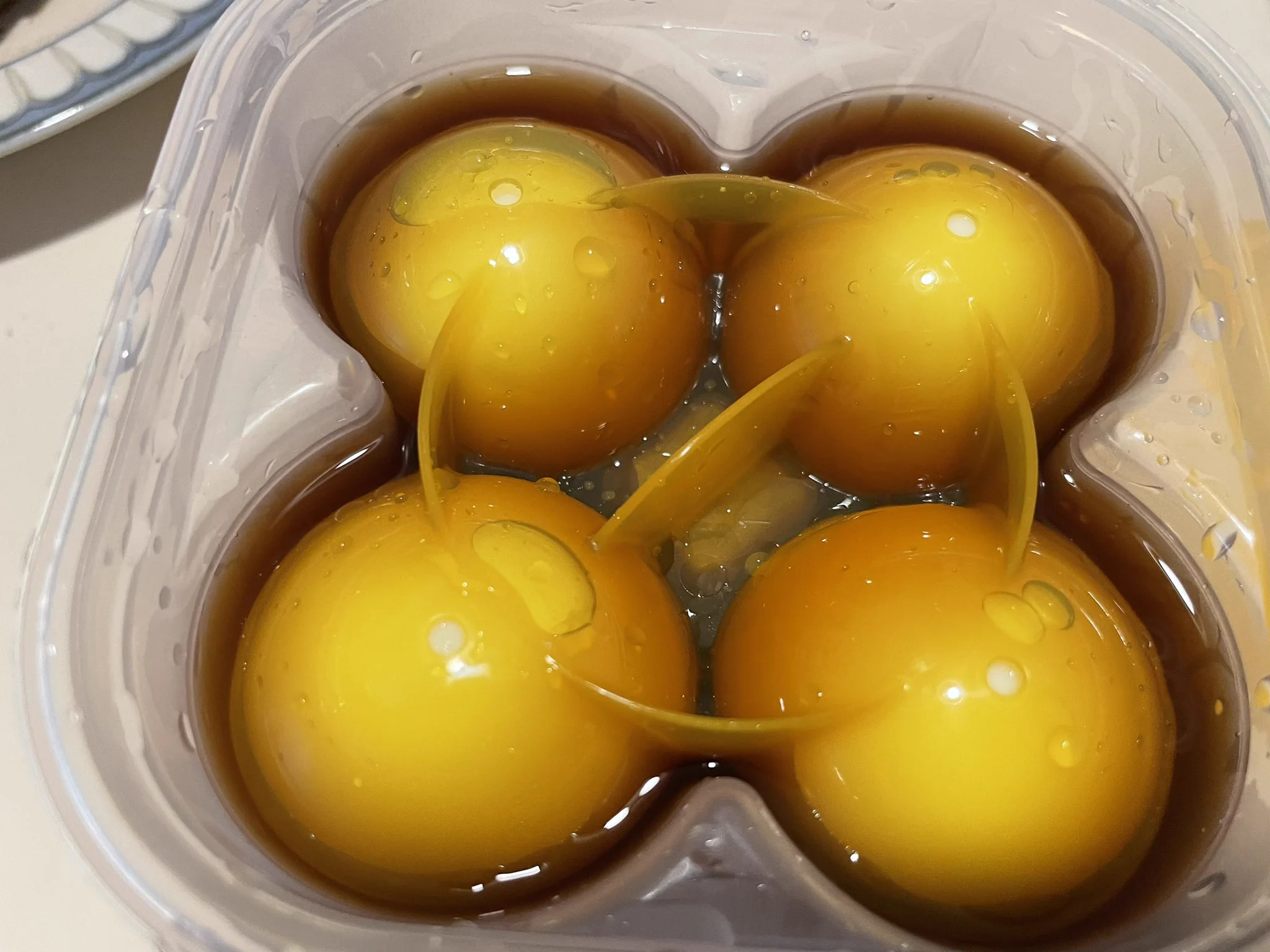 これでもう失敗しない！？ダイソーで売られている味玉を作れる容器！