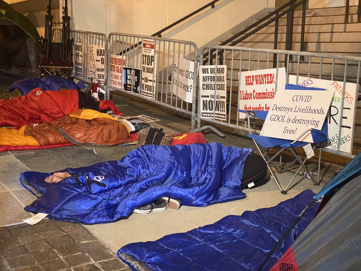 KristenPalmerTV's tweet photo. An overnight protest still going over unemployment benefits ending this week in GA. People have been camped at the GDOL Headquarters since 10am yesterday. They told me they’re not leaving until there’s some sort of resolution for Georgia workers. @wsbtv https://t.co/D8j45ktkRI