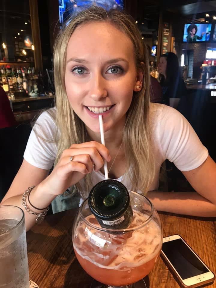 BexSaunders7's tweet photo. Happiest of happy birthdays to my beautiful (inside and out), kind, and super clever baby girl #squidone ♥️ I hope you have the best day. Love you squillions xxxxxx ♥️ https://t.co/ECVZF6FGPI