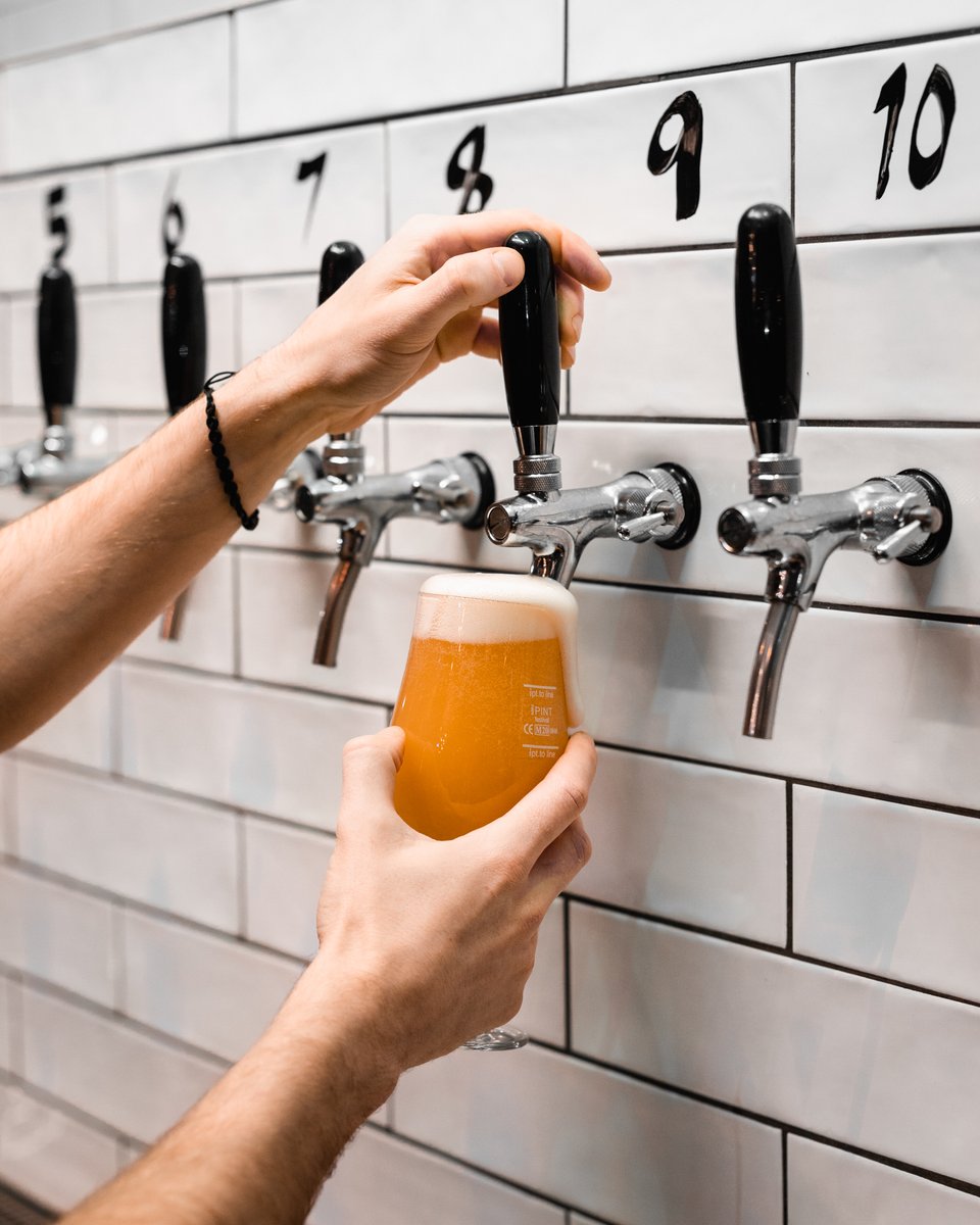 It's officially Friday, and we've got the beers &amp; the bait to prove it!

Our doors open at 5pm, and we've got DJs Mark Armstrong &amp; Simon Heatherington on the 1s &amp; 2s 'til 11pm 💃

Just rock up and walk in, or if you want to reserve a table in the future hit the link in our bio