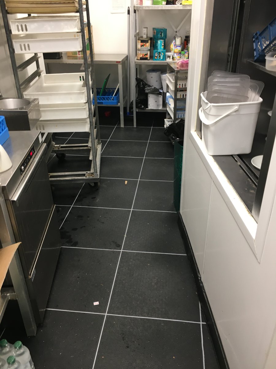 #Flashback to another @ChatwinsBakery project in Sandbach. We supplied & fitted HFS Ultima 'Aspen White' PVC wall cladding to walls, plus Bofloor Bofix GL and R13 PVC floor tiles to floors of a new preparation area, as part of a refurbishment & extension https://t.co/R4cLue7xmz