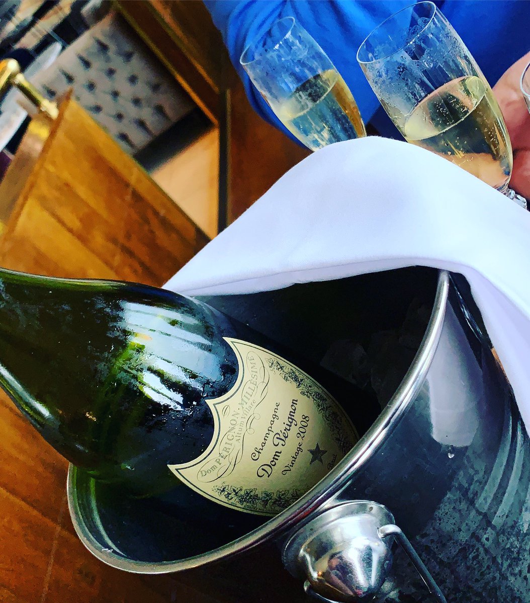 Lunching! Bottle number 2! Stunning! #champange #domperignon #lunch