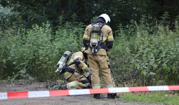 Vloeibaar drugsafval gedumpt bij parkeerplaats in Ravenstein - ..