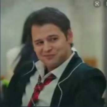elceryaxyaldz's tweet photo. Farkettim de, Cihan çocugum sen niye hep lise öğrencisisin bu filmlerde sğödkksls https://t.co/rcf4K8hljk