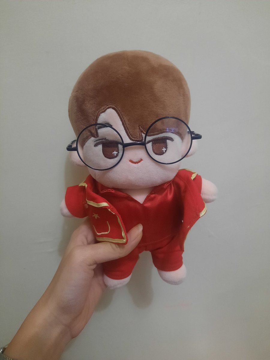 96W0NHUI's tweet photo. [ WTS / LFB | PH 🇵🇭 ]

20 cm Wonwoo Wooya Doll 
ㅡ 1,550 php
ㅡ with free glasses and another set of clothes (total 2 sets of clothes)
ㅡ on-hand and ready to ship
ㅡ rfs: decluterring

Pls give wonwoo a new home 🥺
 
DOP: 3 days reservation
Dm for more info! :> https://t.co/Ta8olNfcR7