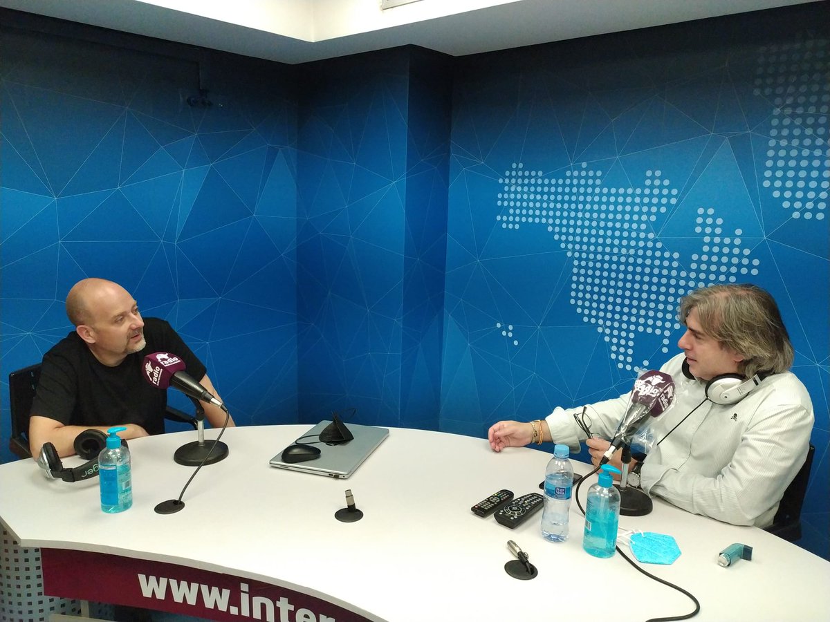 IntercafeRadio's tweet photo. #PODCAST Hoy #25junio, último #ElIntercafé de la semana @intereconomiarv:
▶ @mamen_peris de #Ciudadanos
▶ Alberto De Rosa de #CenteneCorp.
▶ Álvaro Errazu @ESdiarioCV
▶ #CaféCinema con Ramón Ferrer.
#Tempsderadio 📻¡Escucha ya nuestro podcast!
👉https://t.co/LYVigAOoHO https://t.co/NIQAhdkLnr