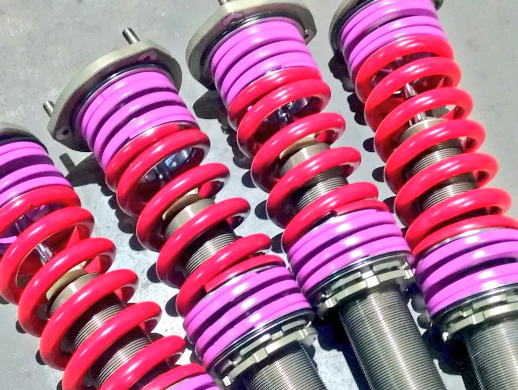 Badmoon Racing 25th Anniversary Dyson Tech 車高調 スプリングのご相談は なんなりと お問い合わせ掲示板より ご遠慮なくお願いします 詳しい仕組みなど説明し ご注文後に詳しい マッチング計算をいたします なお 国内市販スプリングでは この