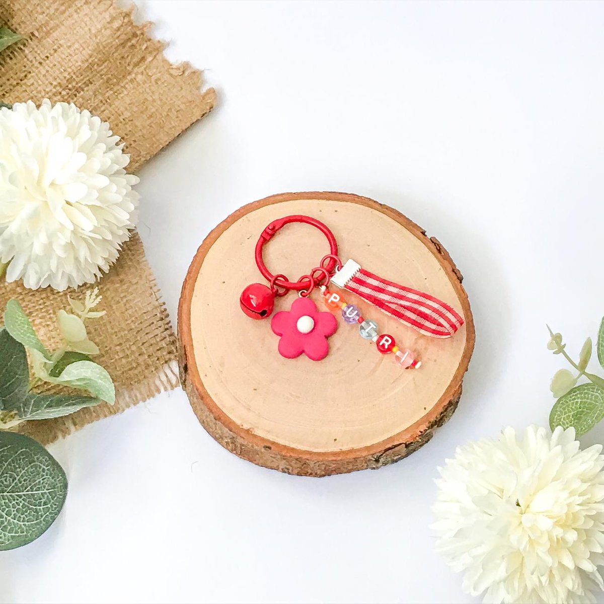 aiysn_'s tweet photo. Yuk yang mau keyring lucu-lucu buat gantungan kunci, bagcharm, gantungan case airpod dll bisa langsung ke https://t.co/1RFETSbG2h ✨ semuanya bisa custom sesuai selera kalian. Bisa juga buat couple sama temen se geng loh! Start from 13rb ajaa🌼✨ https://t.co/31juW91aZr