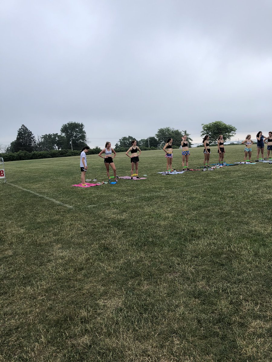 CrossHempstead's tweet photo. Fantastic “time trial” this morning plus band work afterwards!  Have a great weekend Stangs!!!  #summermiles #fallsmiles https://t.co/tSifDe9oIa