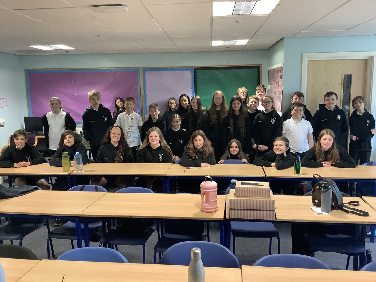 wpsp7dm's tweet photo. Last day of Primary 7! Wishing you all the best for the future, we will miss you all 😢. Hope you have a happy and safe summer 😎. Take care x https://t.co/Dd2TqpJsG0