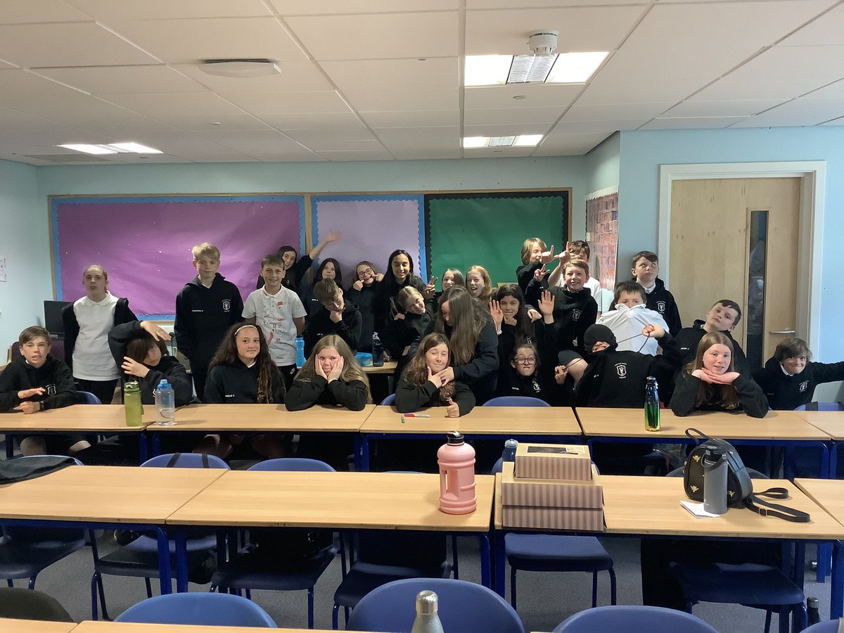 wpsp7dm's tweet photo. Last day of Primary 7! Wishing you all the best for the future, we will miss you all 😢. Hope you have a happy and safe summer 😎. Take care x https://t.co/Dd2TqpJsG0