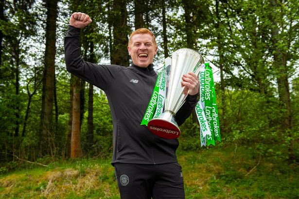  Happy birthday to legend Neil Lennon  