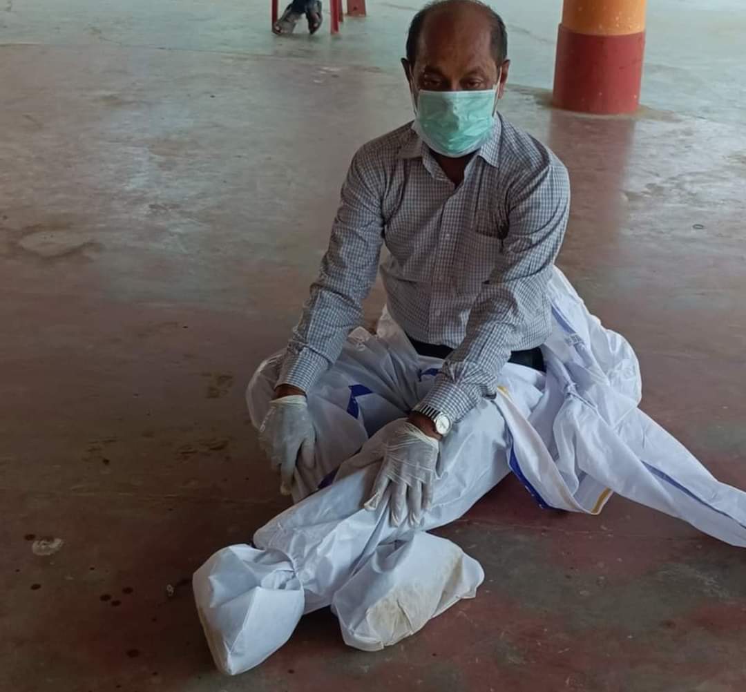 dmkhowai's tweet photo. Appreciation tweet for Shri Dipankar Das, MPS of Kalyanpur CHC, an exemplary health care professional, leading field and facility level COVID management in Kalyanpur with utmost sincerity and energy. We are grateful to have you in our district team, Shri Das🙏#RespectForDuty https://t.co/qIxIsZqXg7