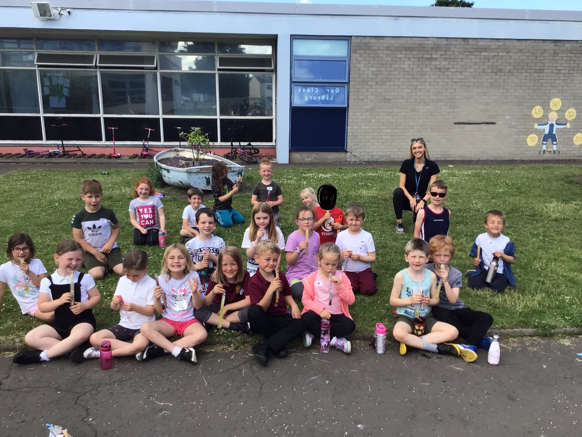 Miss Campbell & P1 tweet media
