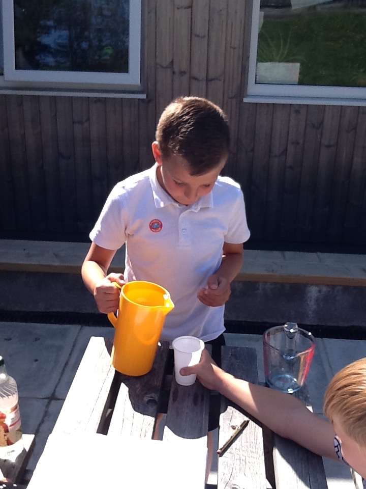 CraigfelenP's tweet photo. #cfp34 are investigating capacity. https://t.co/G7sLdppfRk