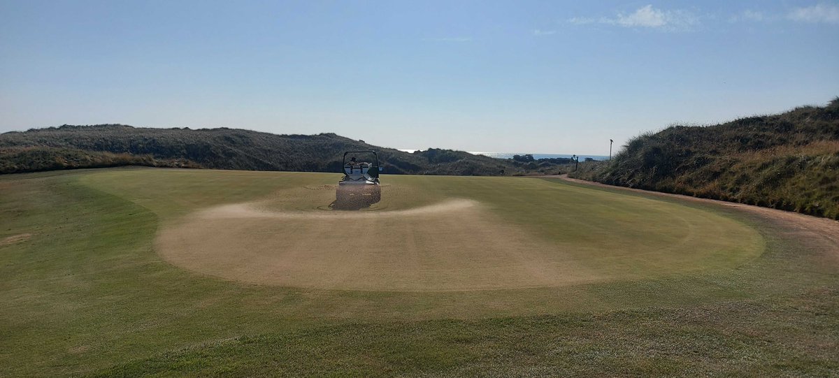 CorballisLinks's tweet photo. Our hardworking greenkeepers applied a top dressing of sand this week to help maintain smoothness and trueness of the putting surface on the links.
Book your tee time 👉 https://t.co/XOvxEv1urX
#courseupdates #alwaysimproving #greenkeepers #Corballis https://t.co/gqtBOgKTjL