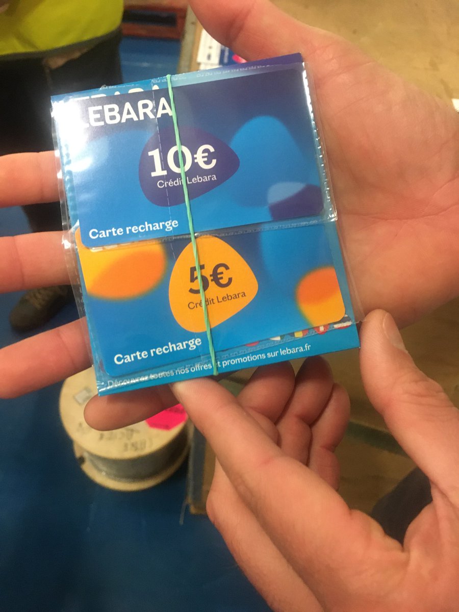 ARMATEURS DE FRANCE (@armateursfr) on Twitter photo #JournéeInternationaleDesGensDeMer
<a href="/OrangeMarine_/">Orange Marine</a> distribue les cartes de téléphones offertes aux marins par #ArmateursFR à Brest
#SeafarersAreKeyWorkers #ShoutOutForSeafarers #FairFuture4Seafarers #DayoftheSeafarer #JournéeInternationaleDesGensDeMer
<a href="/OrangeMarine_/">Orange Marine</a> distribue les cartes de téléphones offertes aux marins par #ArmateursFR à Brest
#SeafarersAreKeyWorkers #ShoutOutForSeafarers #FairFuture4Seafarers #DayoftheSeafarer