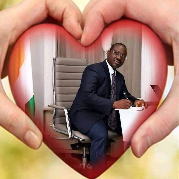 Adja76929078's tweet photo. #NouvellePhotoDeProfil https://t.co/nDehYtcSWM
